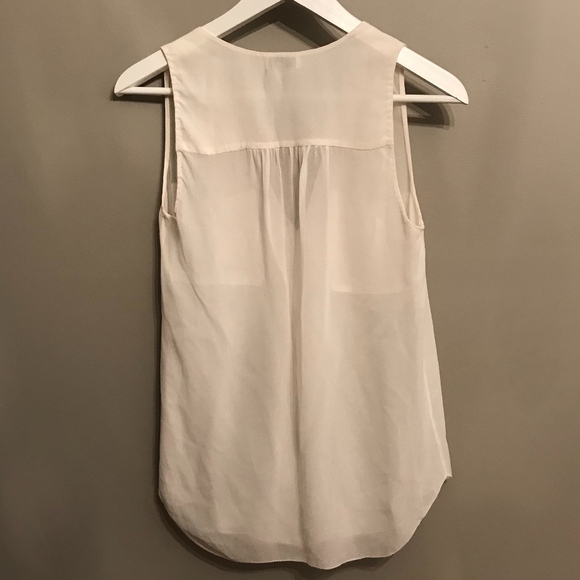 Aritzia Babaton Blouse - Picture 2 of 3
